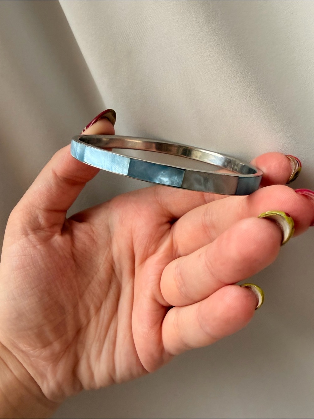 Vintage Blue Mother-of-Pearl Style Bangle